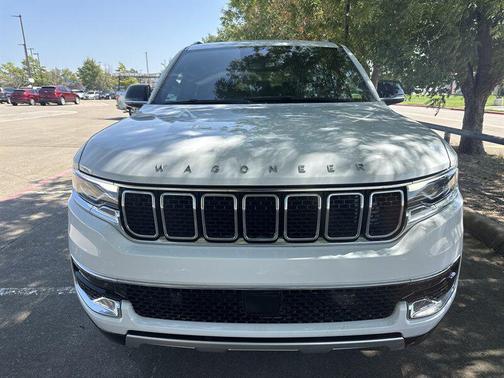 2024 Jeep Wagoneer Series II 4x2