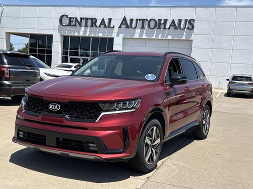 Burgundy 2021 Kia Sorento EX