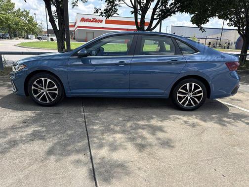 Monterey Blue Pearl 2025 Volkswagen Jetta 1.5T SE