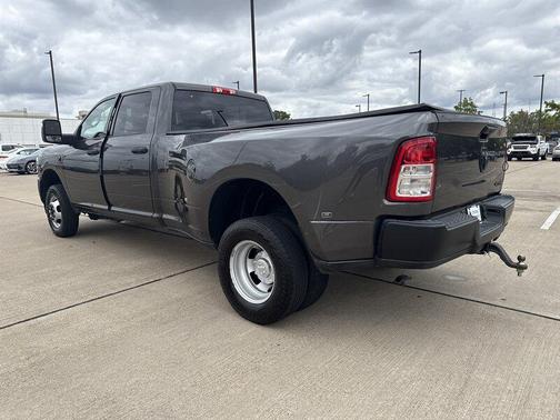 2024 RAM 3500 Tradesman Crew Cab 4x4 8' Box