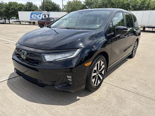 Crystal Black Pearl 2025 Honda Odyssey EX-L