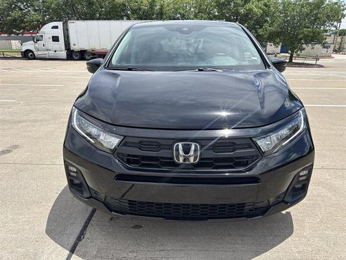 Crystal Black Pearl 2025 Honda Odyssey EX-L