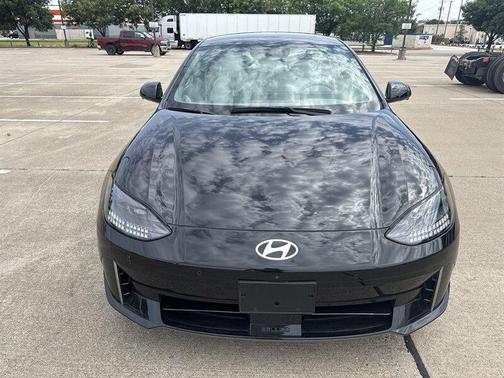 Onyx Black 2024 Hyundai IONIQ 6 Limited