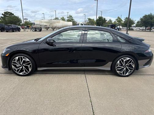 Onyx Black 2024 Hyundai IONIQ 6 Limited