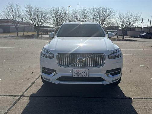 2024 Volvo XC90 B6 Plus Bright Theme 7-Seater