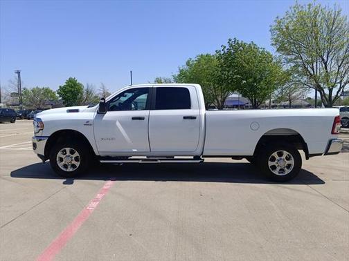 2023 RAM 2500 Big Horn Crew Cab 4x4 8' Box