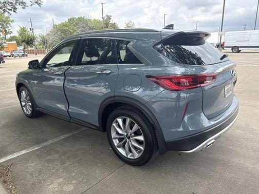 2022 INFINITI QX50 LUXE