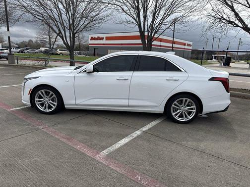 2024 Cadillac CT4 Luxury