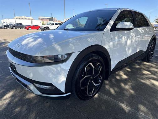 2023 Hyundai IONIQ 5 SE