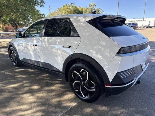 2023 Hyundai IONIQ 5 SE