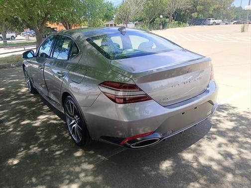 2024 Genesis G70 2.5T RWD