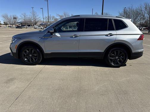 2024 Volkswagen Tiguan 2.0T Wolfsburg Edition