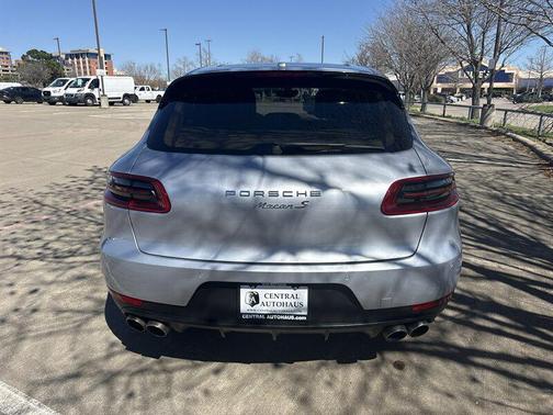 2015 Porsche Macan S