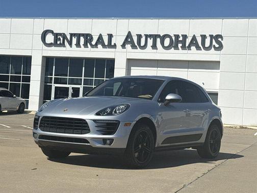 2015 Porsche Macan S