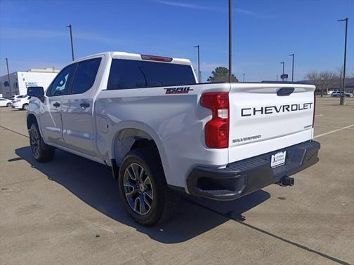 2022 Chevrolet Silverado 1500 Custom Trail Boss