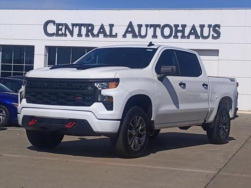 2022 Chevrolet Silverado 1500 Custom Trail Boss