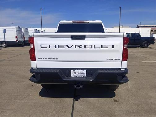 2022 Chevrolet Silverado 1500 Custom Trail Boss