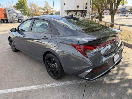 Ecotronic Gray Pearl 2026 Hyundai ELANTRA Sport