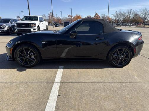 2017 Mazda MX-5 Miata Club