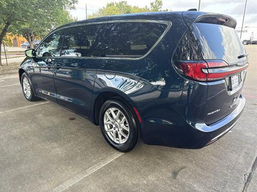 2025 Chrysler Pacifica L