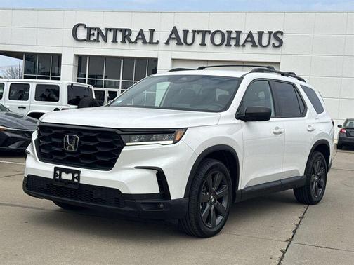 2023 Honda Pilot AWD Sport