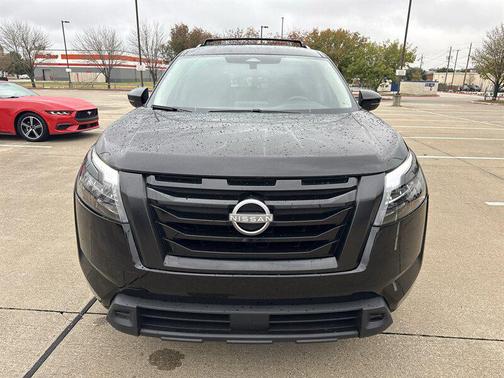 2024 Nissan Pathfinder SV FWD