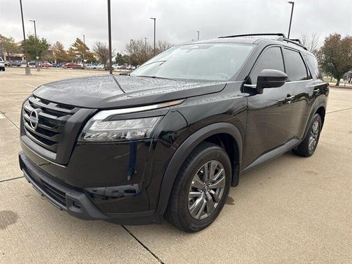 2024 Nissan Pathfinder SV FWD