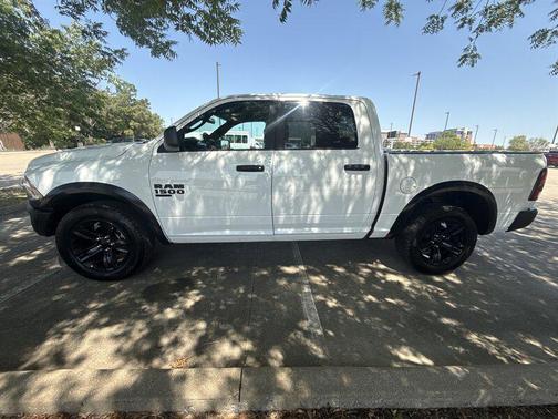2024 RAM 1500 Classic SLT