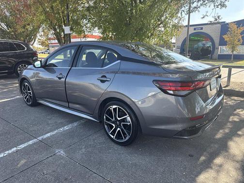 2025 Nissan Sentra SR