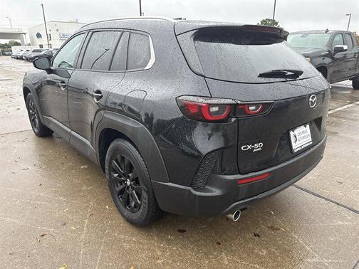 2024 Mazda CX-50 2.5 S Preferred Package