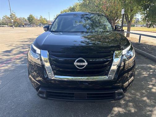 2025 Nissan Pathfinder SV FWD