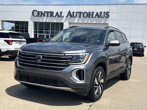 Gray 2025 Volkswagen Atlas 2.0T SE w/Technology