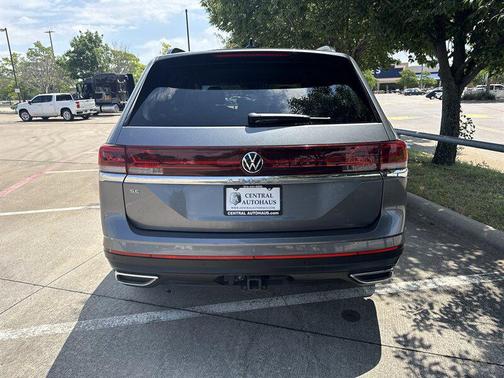 Gray 2025 Volkswagen Atlas 2.0T SE w/Technology