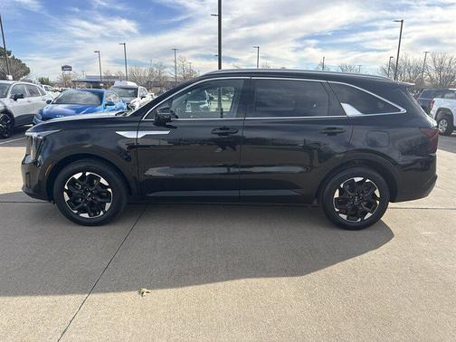 2024 Kia Sorento S