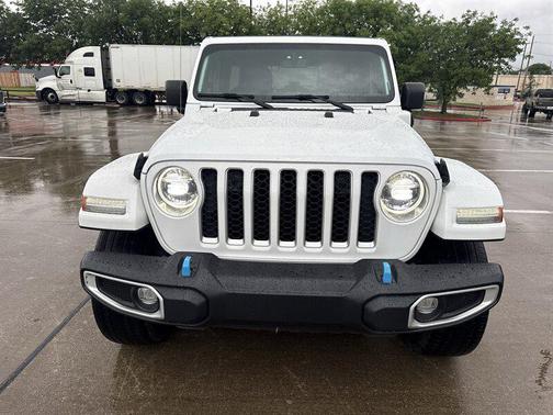 Bright White Clearcoat 2023 Jeep Wrangler 4xe Sahara