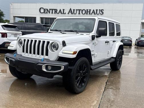 Bright White Clearcoat 2023 Jeep Wrangler 4xe Sahara