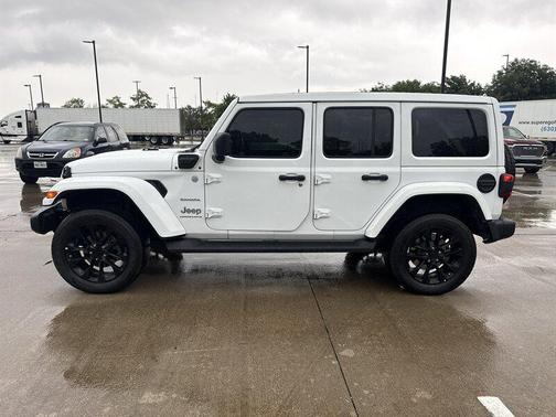 Bright White Clearcoat 2023 Jeep Wrangler 4xe Sahara