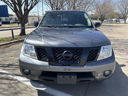 2020 Nissan Frontier SV