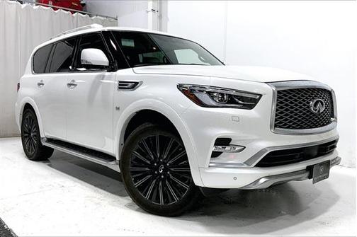Photo 1 of 3 of 2020 INFINITI QX80 Limited
