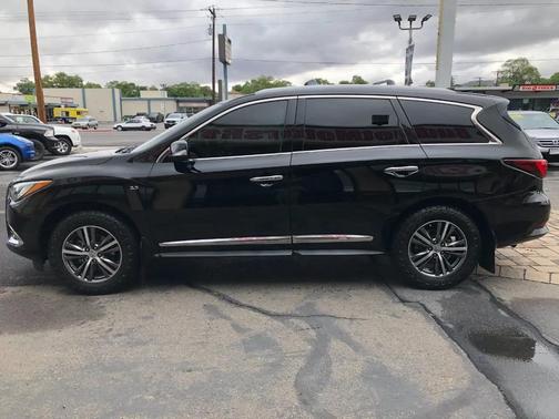 Black Obsidian 2017 INFINITI QX60 Base