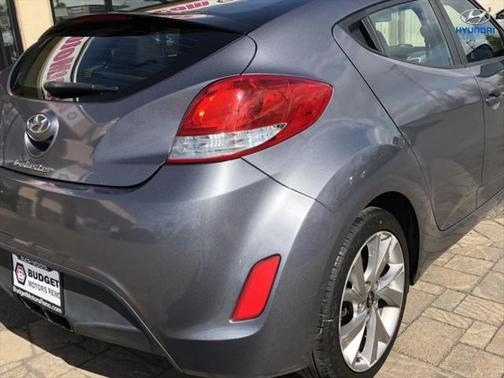 2017 Hyundai Veloster Base