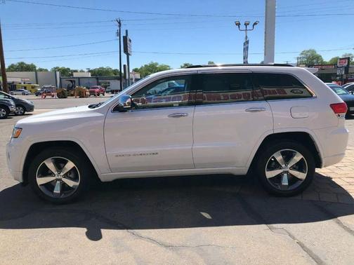 Bright White Clearcoat 2015 Jeep Grand Cherokee Overland