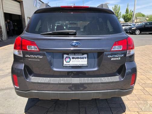 Blue 2010 Subaru Outback 2.5 i Limited