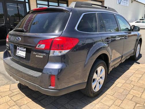 Blue 2010 Subaru Outback 2.5 i Limited