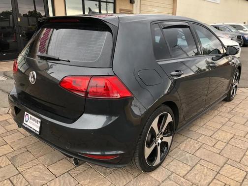 Carbon Steel Gray Metallic 2015 Volkswagen Golf GTI 2.0T SE 4-Door