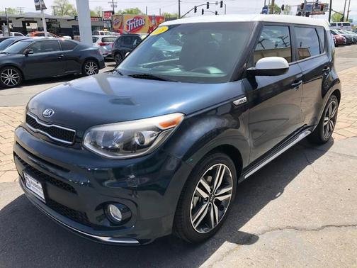 Mysterious Blue/White Roof 2018 Kia Soul +