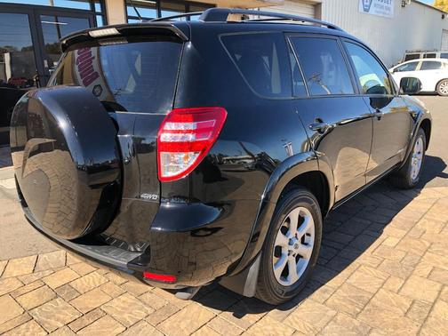 2011 Toyota RAV4 Limited