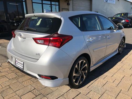 2018 Toyota Corolla iM Base