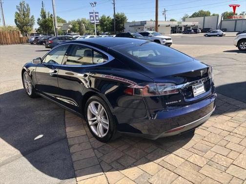 2013 Tesla Model S Signature