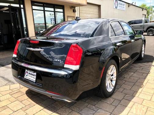 2017 Chrysler 300C Base